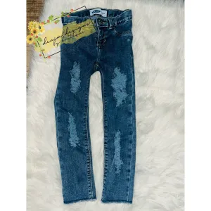 5T distressed jeans