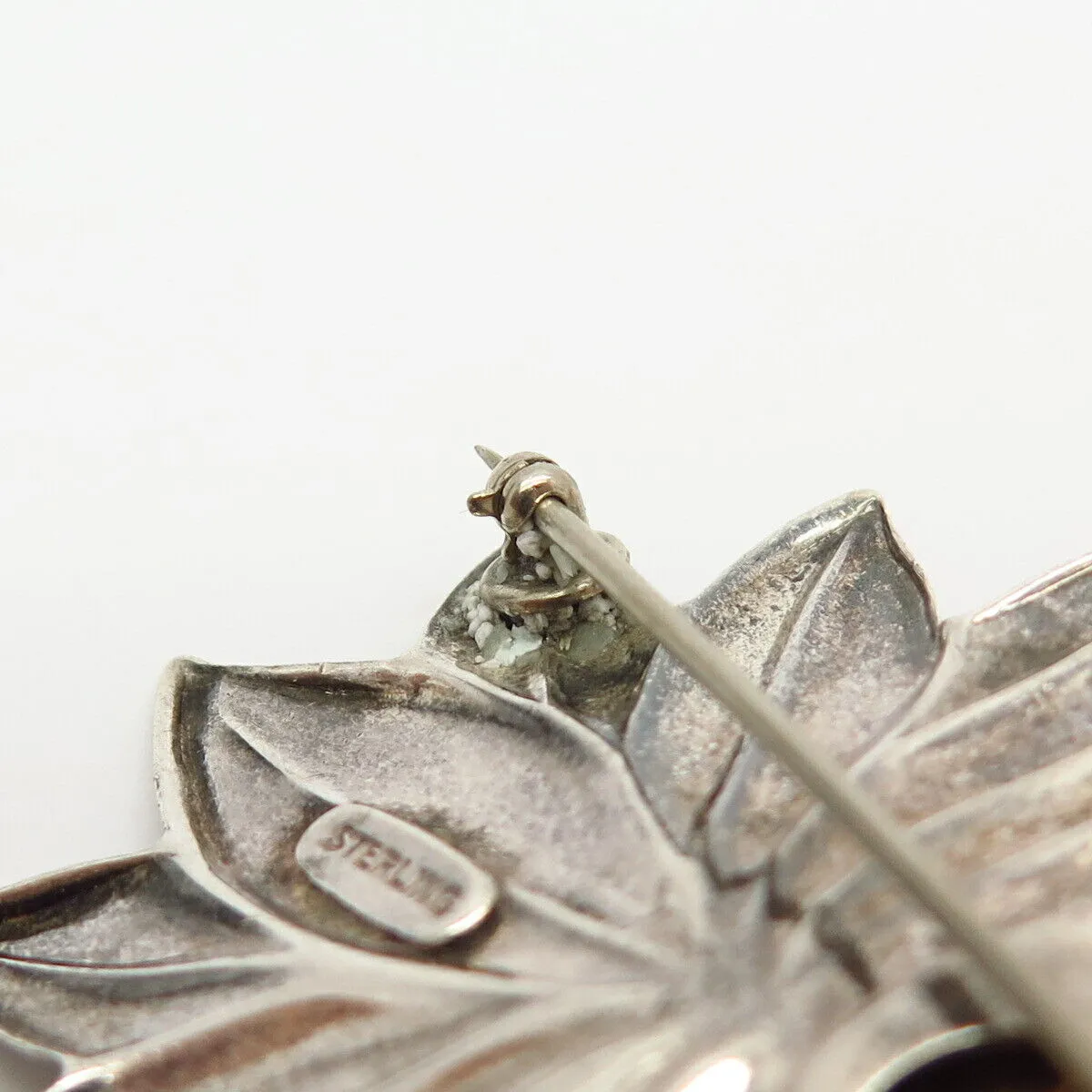 925 Sterling Silver Vintage Rhinestone Floral Design Pin Brooch