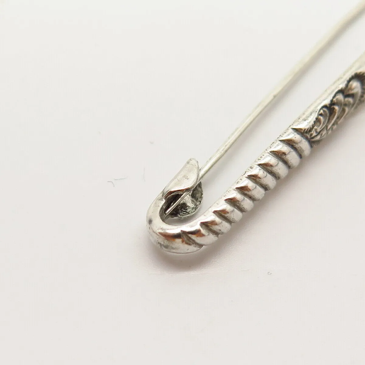 925 Sterling Silver Vintage Ribbed & Swirl Design Pin Brooch