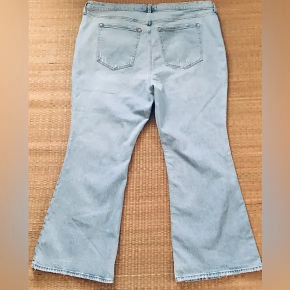 Abercrombie &amp; Fitch The Vintage Flare High Rise Jeans In Light Blue Size 36