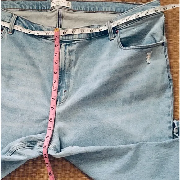 Abercrombie &amp; Fitch The Vintage Flare High Rise Jeans In Light Blue Size 36