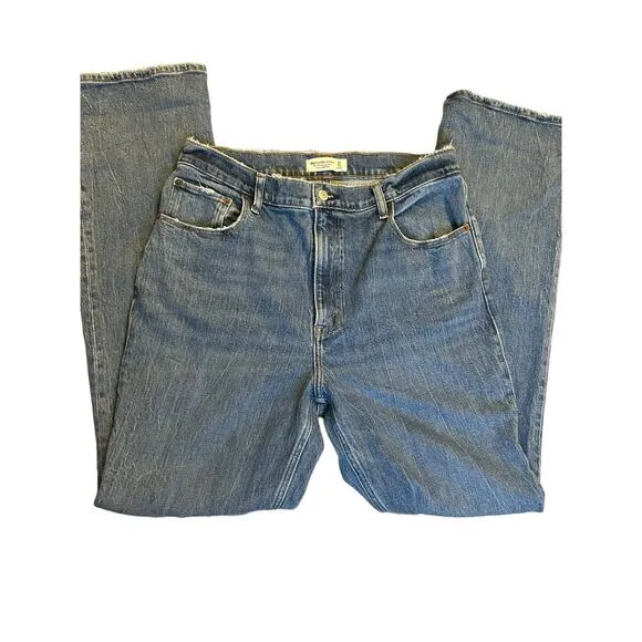 Abercrombie and Fitch The 70s Vintage Flare Ultra High Rise - 32 14L