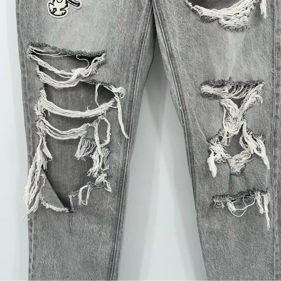AE x Peanut Jeans Collaboration Mom Jeans Factory Distressed Snoopy Gray Sz 6