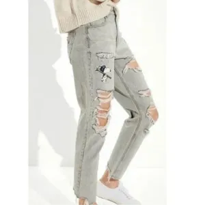 AE x Peanut Jeans Collaboration Mom Jeans Factory Distressed Snoopy Gray Sz 6