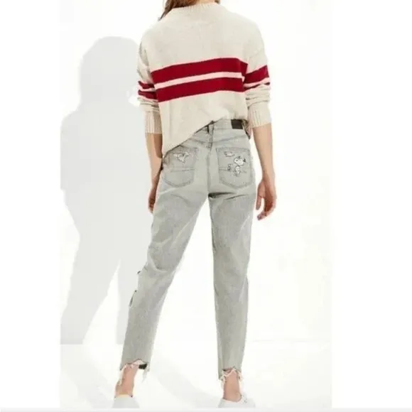 AE x Peanut Jeans Collaboration Mom Jeans Factory Distressed Snoopy Gray Sz 6