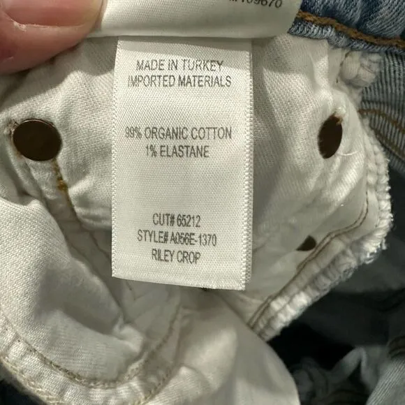 Agolde Riley Crop Jeans Size 25 Light Wash Distressed Hems Button Fly