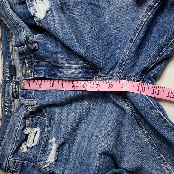 American Eagle Womens Low-Rise Baggy Straight Jeans Real Good Size 6 Old Money