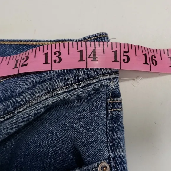 American Eagle Womens Low-Rise Baggy Straight Jeans Real Good Size 6 Old Money