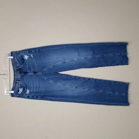 American Eagle Womens Low-Rise Baggy Straight Jeans Real Good Size 6 Old Money