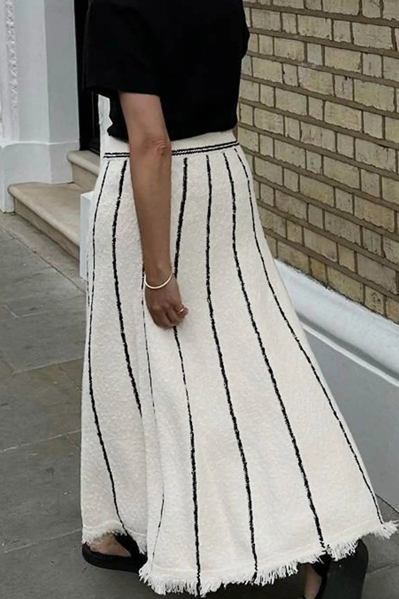 BerryBetty - Striped Fringe Hem Knit Skirt