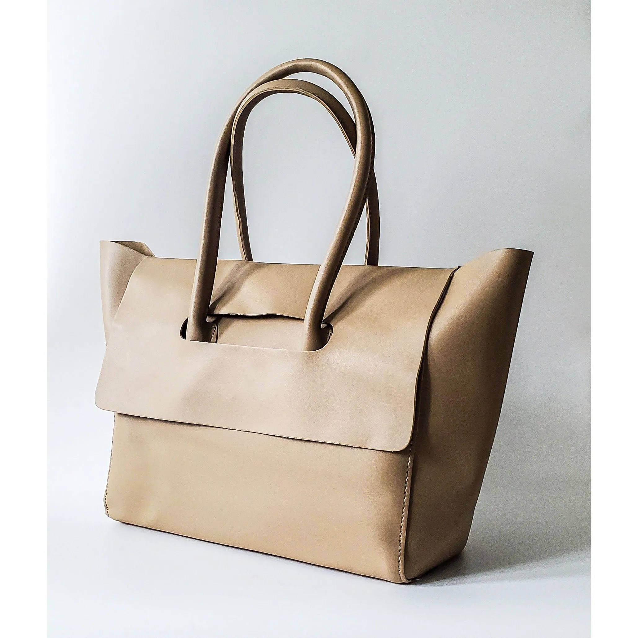 Cheyenne Minimalist Shoulder Tote