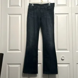 Citizens of Humanity High Rise Bootcut jeans. Size 28
