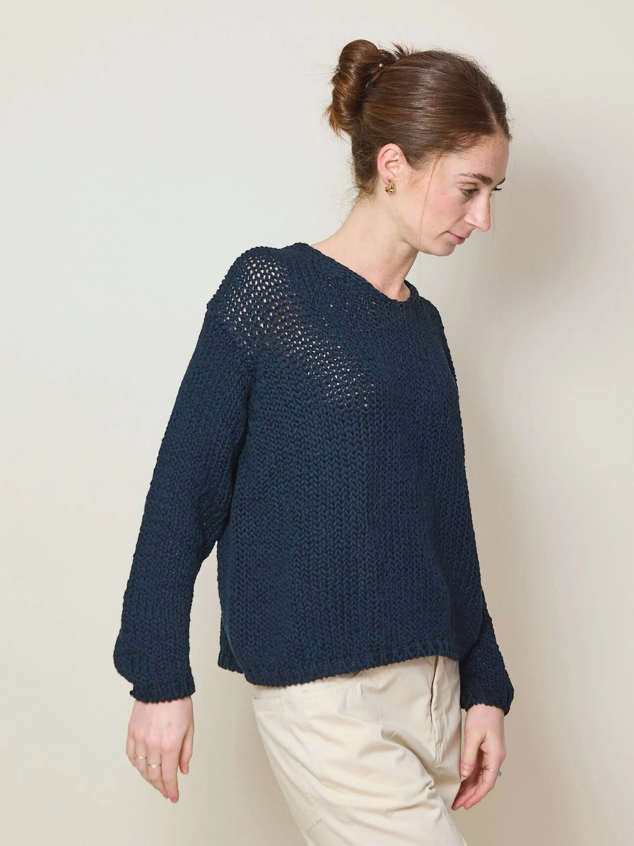 Cotton Stitch V-Neck, Navy