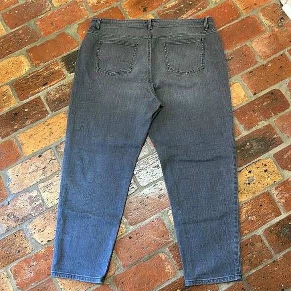 Eileen Fisher grey High Rise jeans sz18P