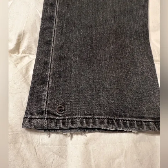 Etica Scarlet Mid Rise Slim Jeans - NWT - Size 28