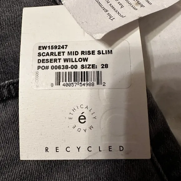 Etica Scarlet Mid Rise Slim Jeans - NWT - Size 28