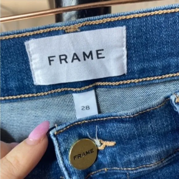 FRAME Le High Skinny cropped distressed high-rise skinny jeans