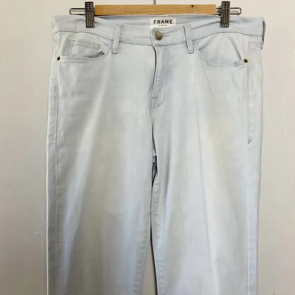 FRAME Le Skinny De Jeanne Light Wash Skinny Jeans - Size 31