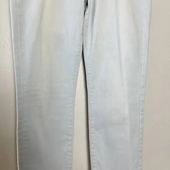 FRAME Le Skinny De Jeanne Light Wash Skinny Jeans - Size 31