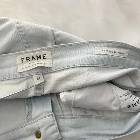 FRAME Le Skinny De Jeanne Light Wash Skinny Jeans - Size 31