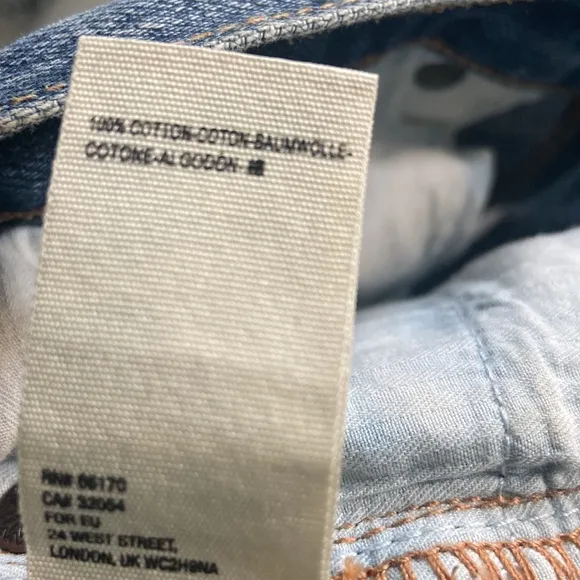 Free people distressed looking jeans Shorts in Size 28