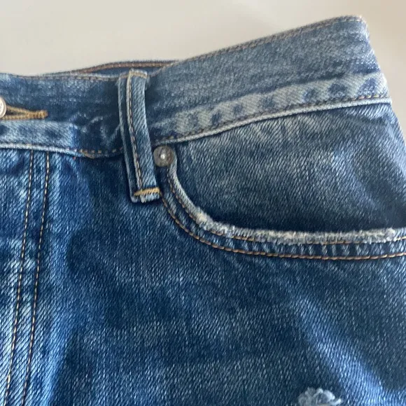 Free people distressed looking jeans Shorts in Size 28