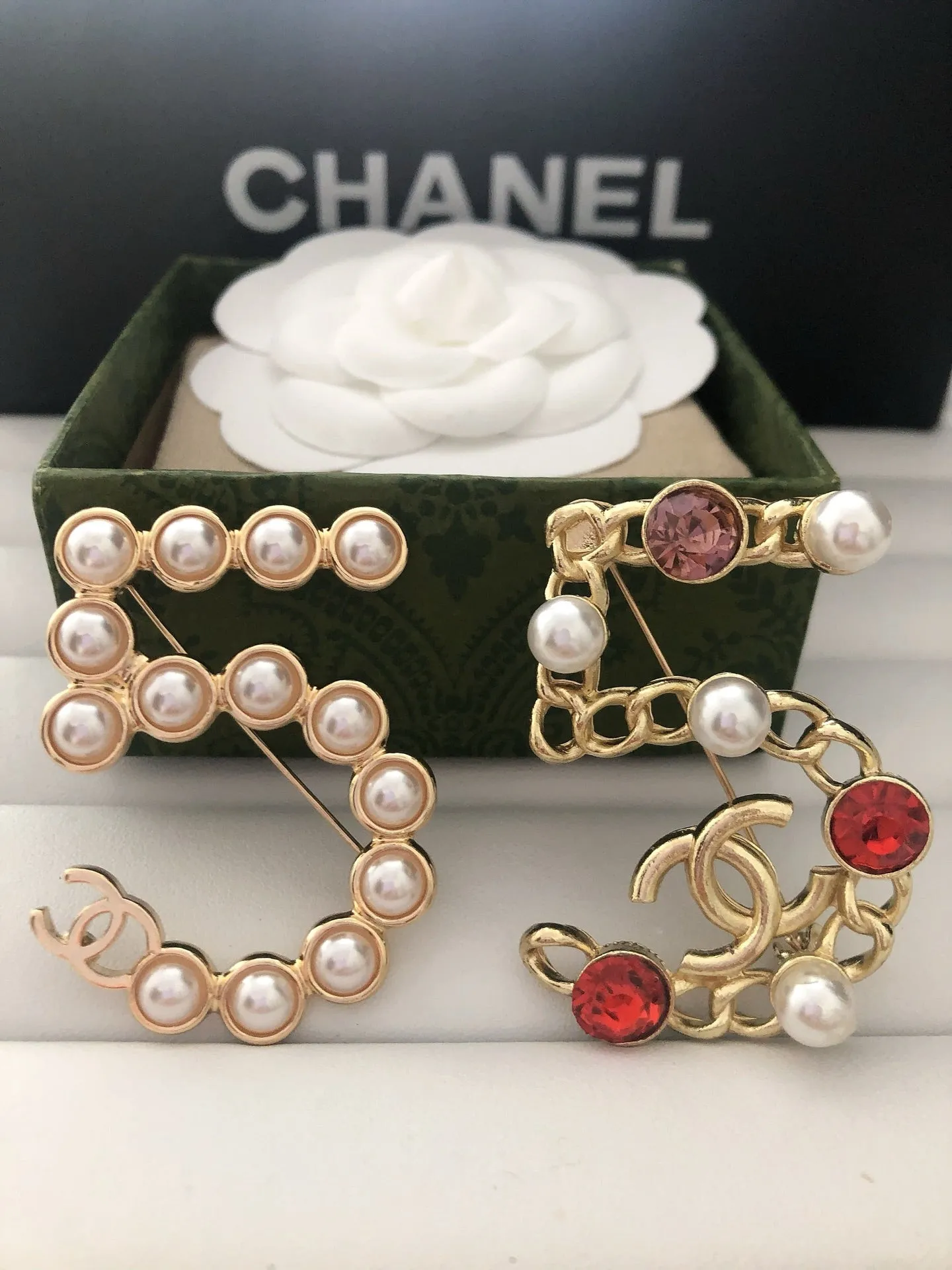 Glamorous  CC Logo Embellished Brooches