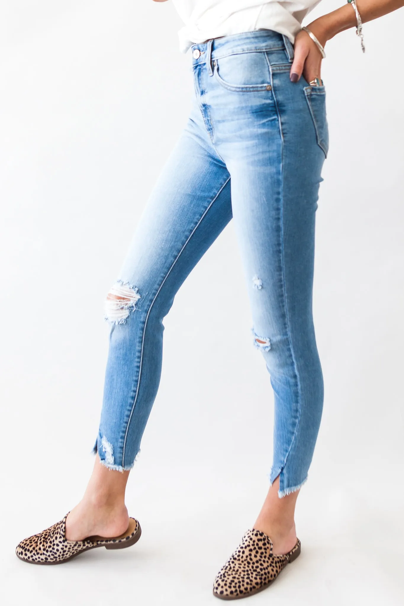Gonna Be Alright Kancan High Rise Distressed Skinny