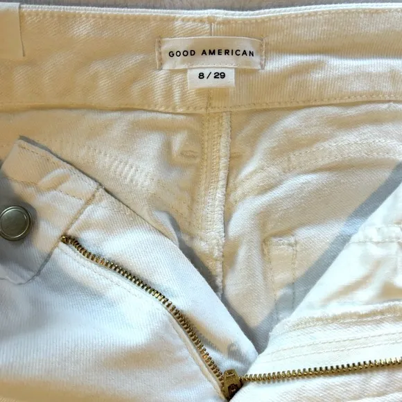 Good American Classic White High Rise Bootcut Jeans--Sz 8/29