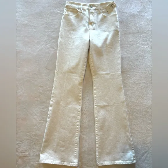 Good American Classic White High Rise Bootcut Jeans--Sz 8/29