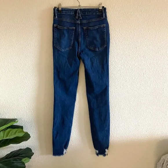 Good American Good Legs Chewed Hem High Waisted Skinny Jeans Blue429