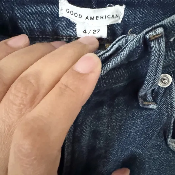 Good American High Waisted Good Legs Twisted Slit Jeans in Indigo size 4/27