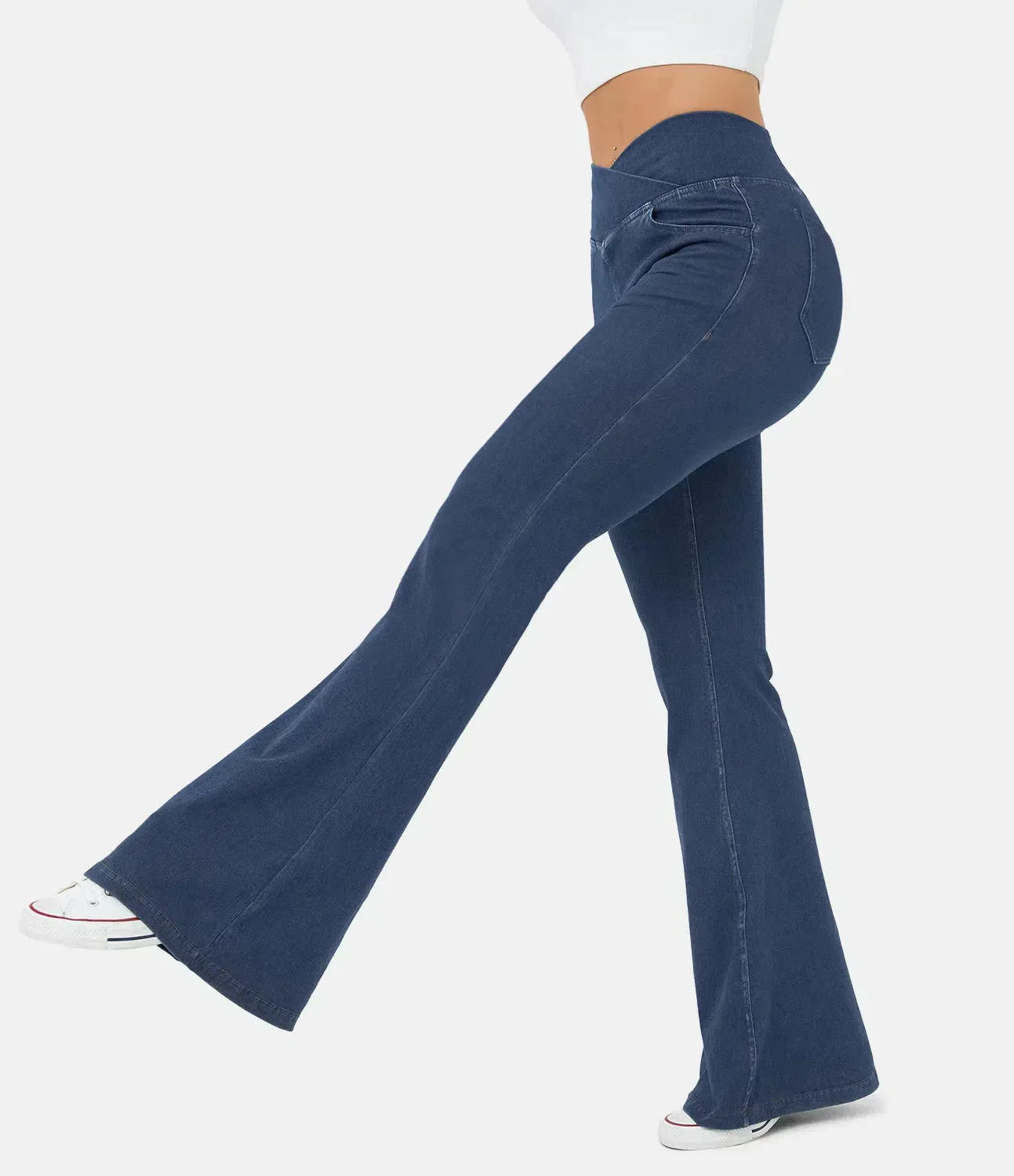 High-waisted crossover jeans