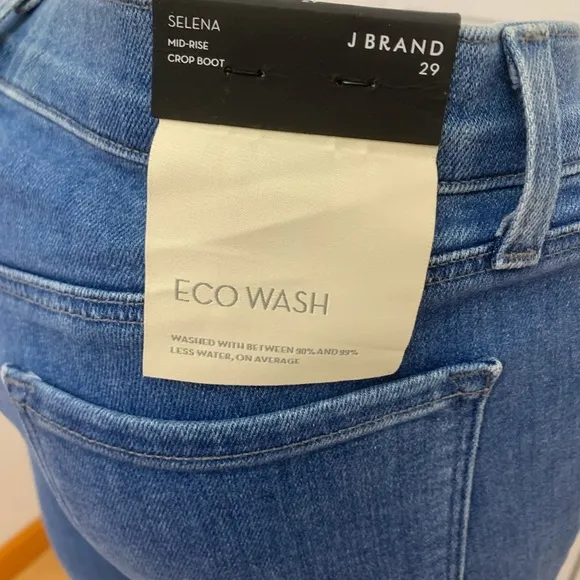 J Brand Women's Selena Mid Rise Crop Boot Jeans