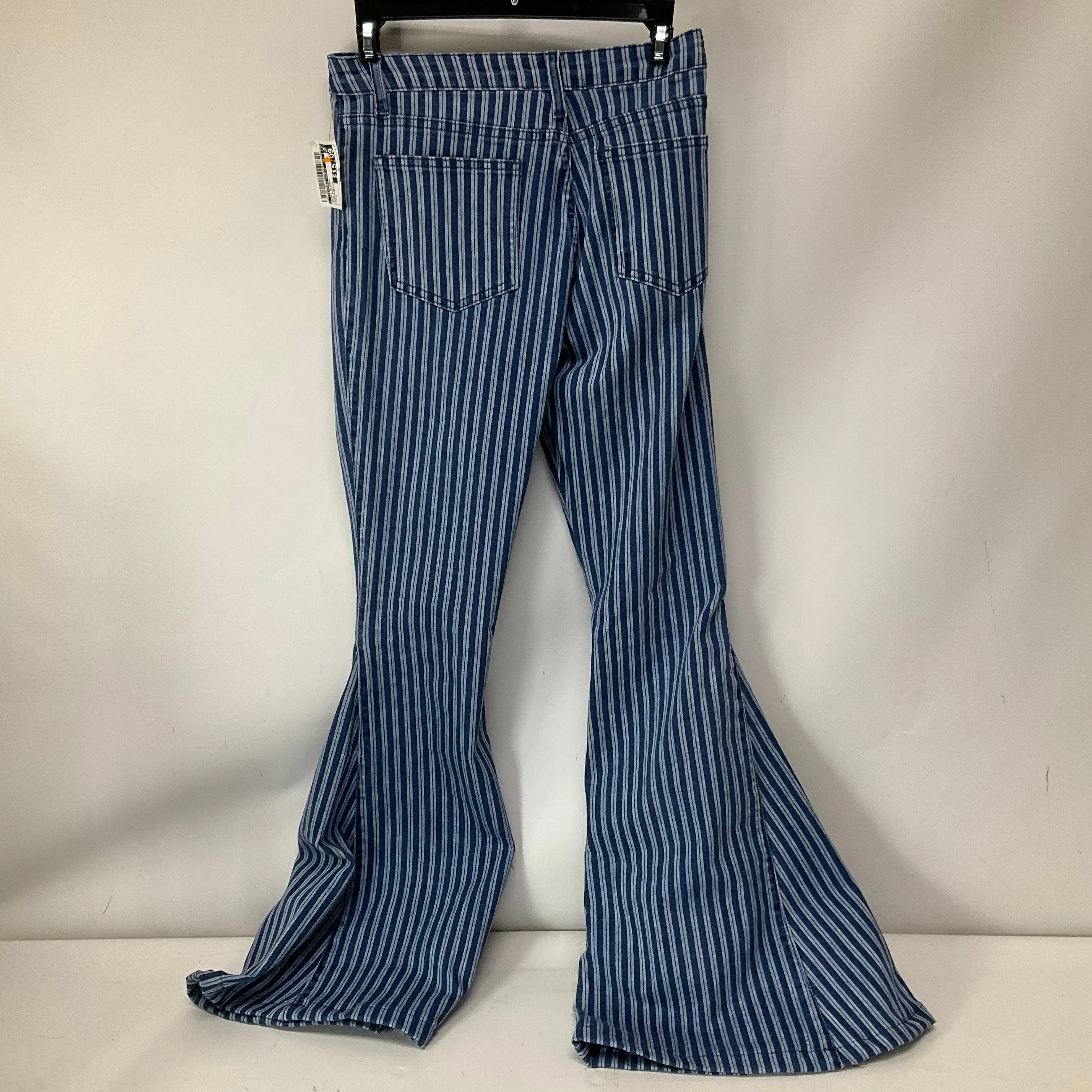 Jeans Flared By Clothes Mentor In Blue Denim, Size: S