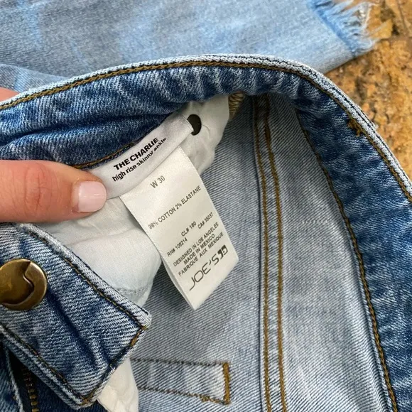 Joe’s jeans the Charlie high rise skinny ankle jeans