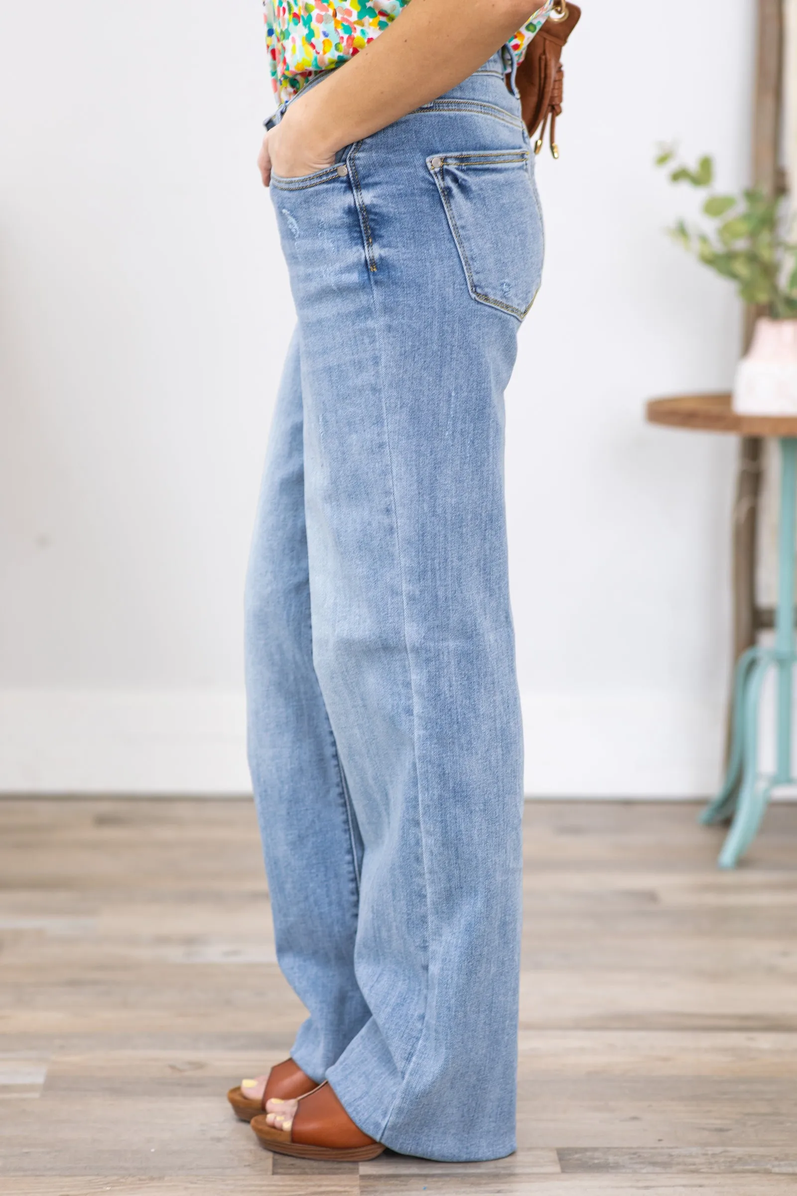 Judy Blue V Front Waistband Straight Fit Jeans