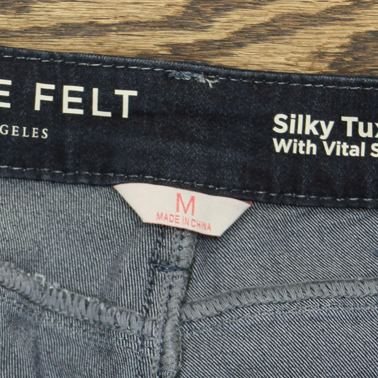 Laurie Felt Silky Denim Tuxedo Stitch Skinny Pull On Jeans Indigo Medium