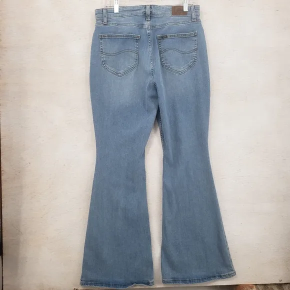 Lee Heritage jeans Women US 14P blue exposed button fly flare hem cotton blend