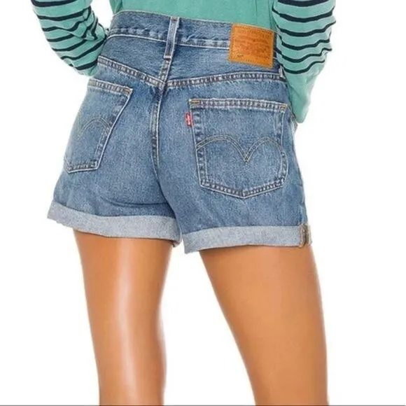 Levi’s 501 distressed jeans shorts NWT 25
