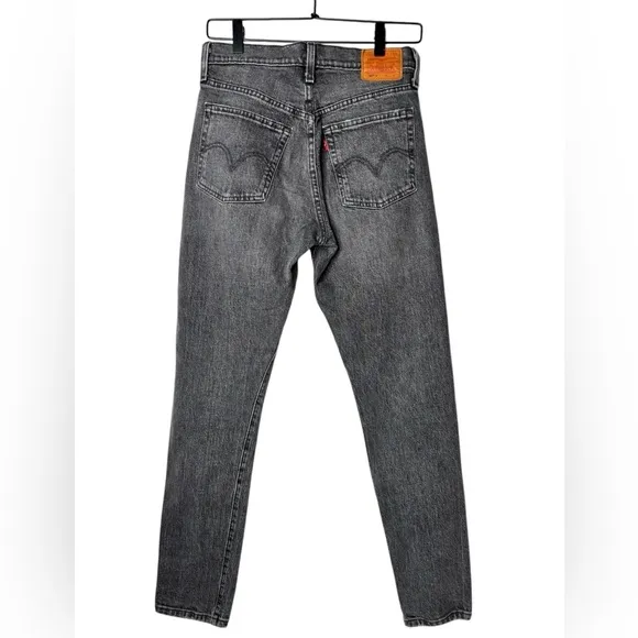Levi’s 501 Skinny in Coal Black size 26