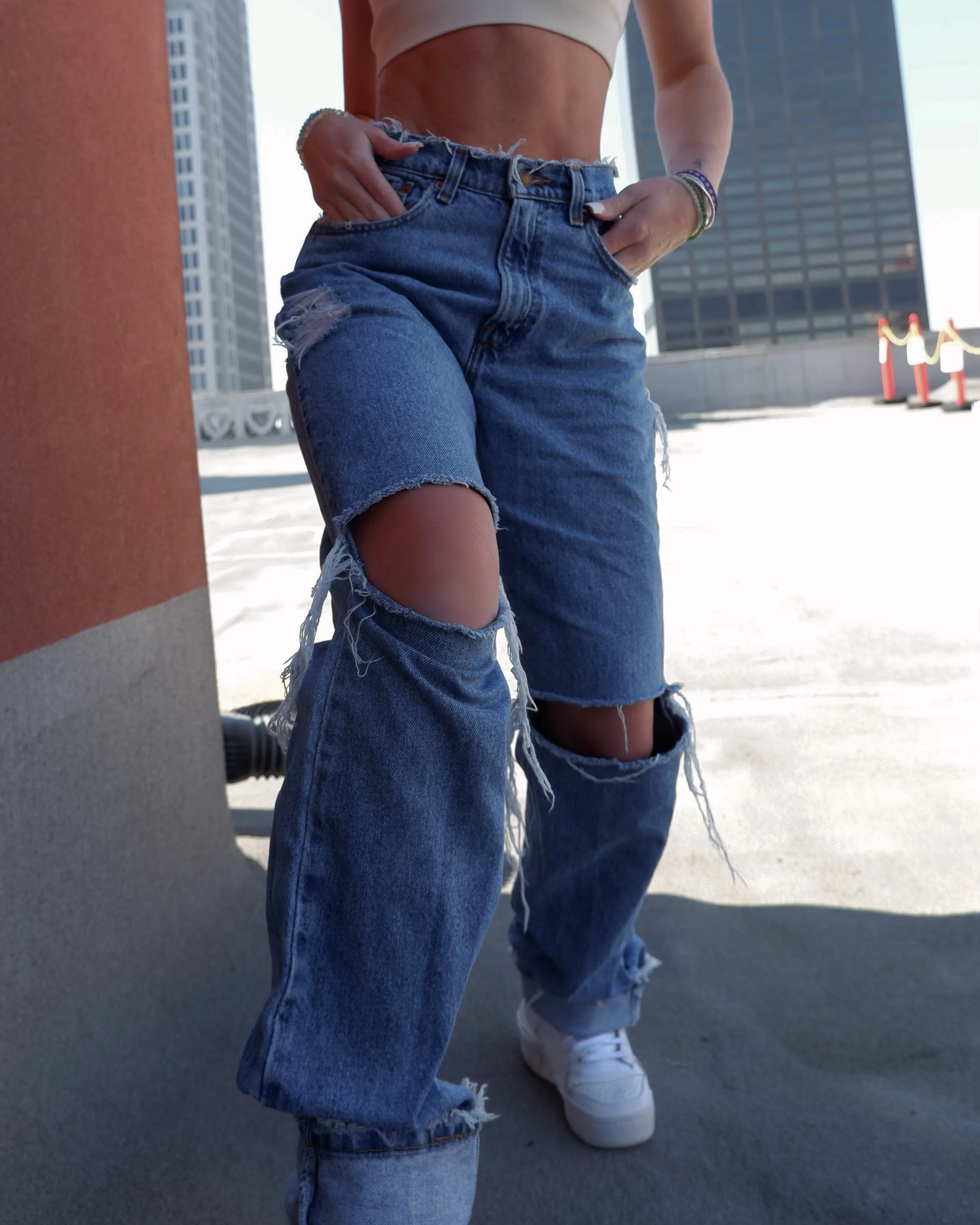 Levi’s 560 (size 4)