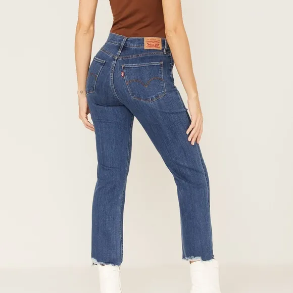 Levi’s High Rise Straight Crop