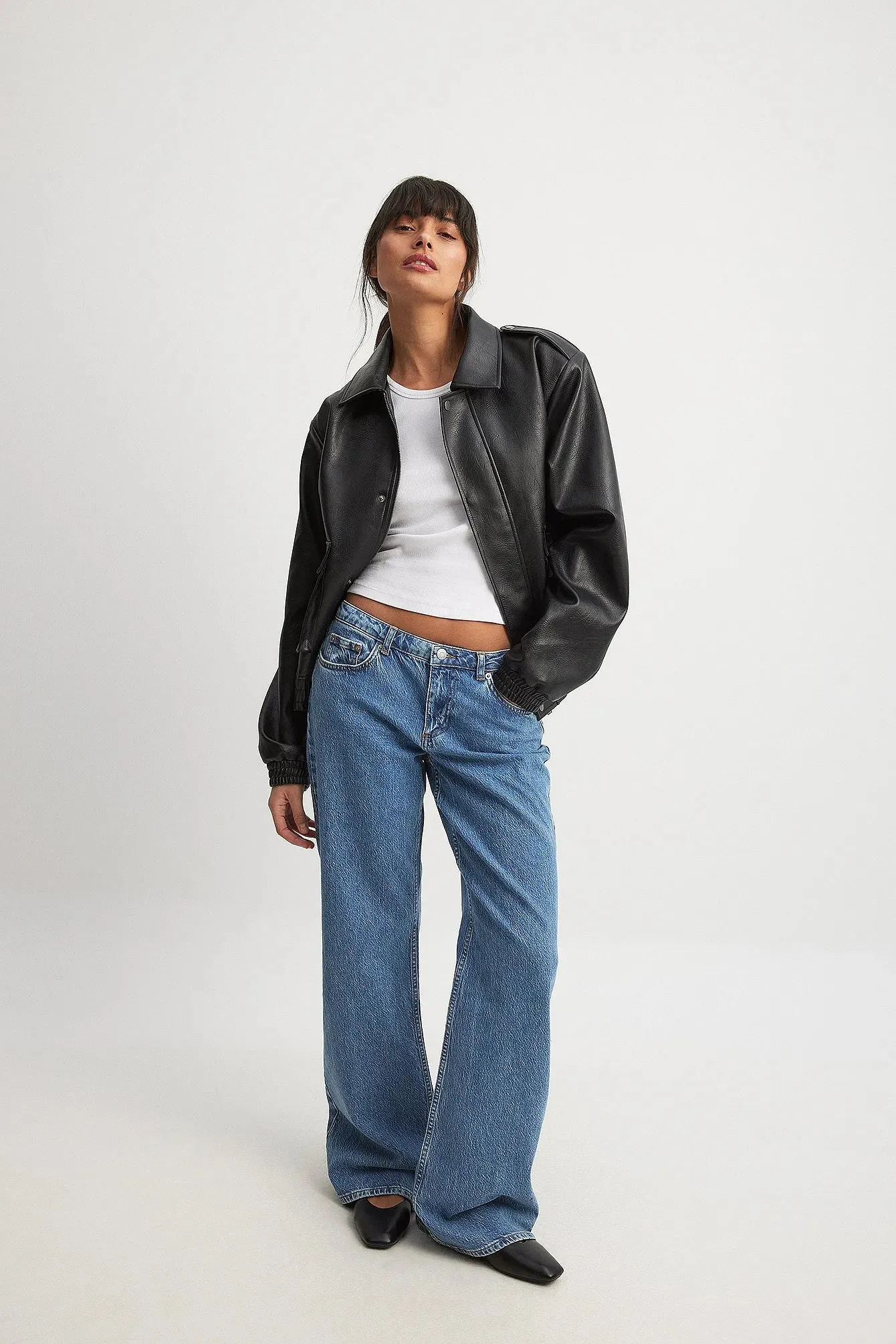 Low Waist Blue Jeans - Classic Denim for Everyday Style