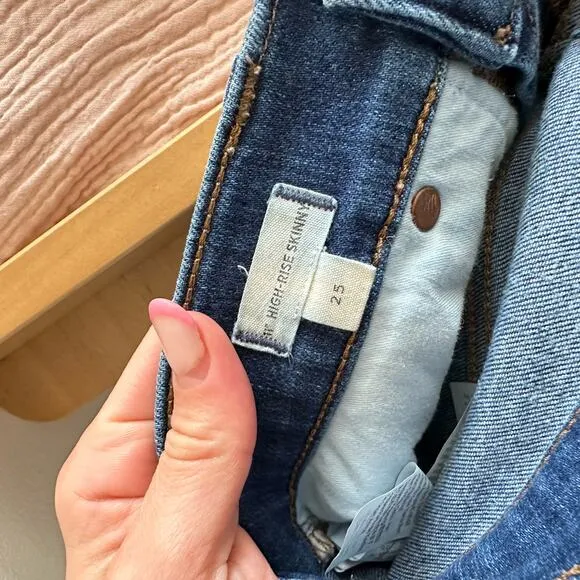 Madewell 11&quot; High-Rise Skinny Jeans in Larkwood Wash Blue 25
