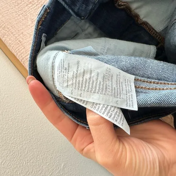 Madewell 11&quot; High-Rise Skinny Jeans in Larkwood Wash Blue 25