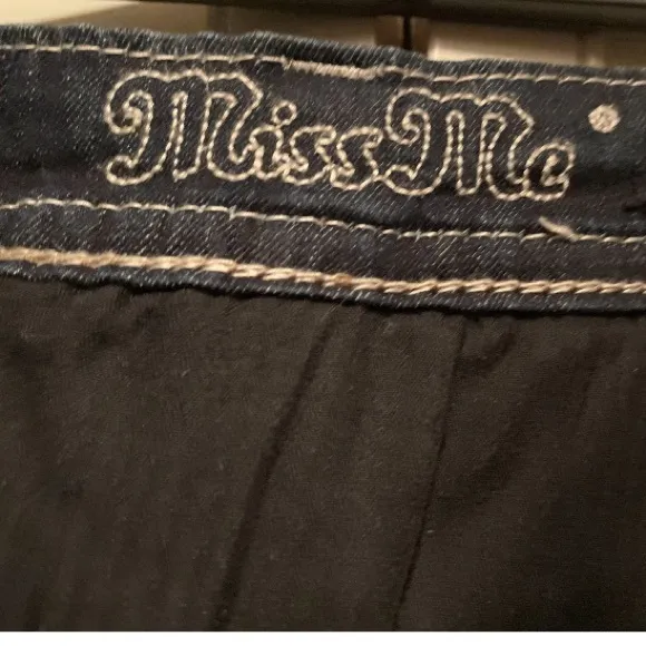 Miss Me Signature Skinny Embellished Jeans
