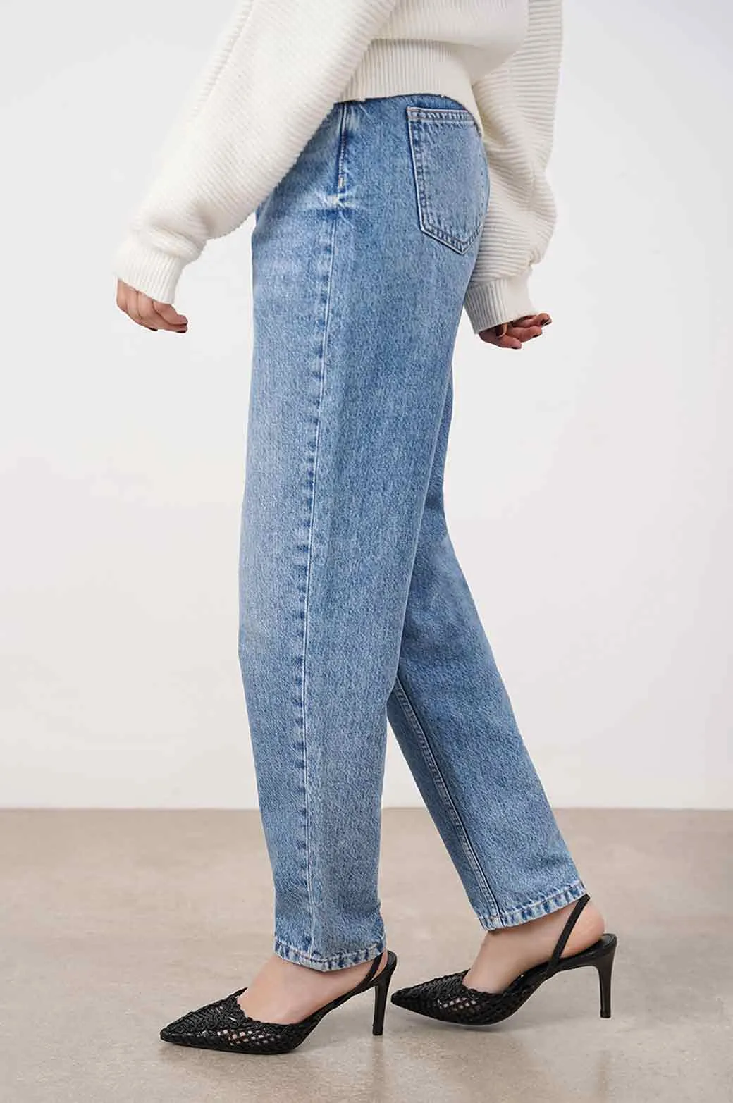 MOM FIT JEANS