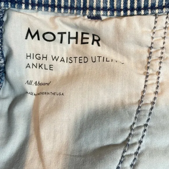 MOTHER  the high waisted utility ankle all aboard jeans size 25