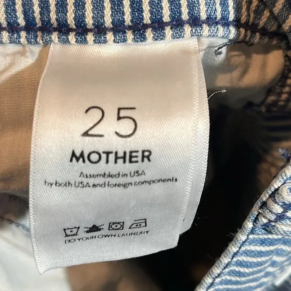 MOTHER  the high waisted utility ankle all aboard jeans size 25